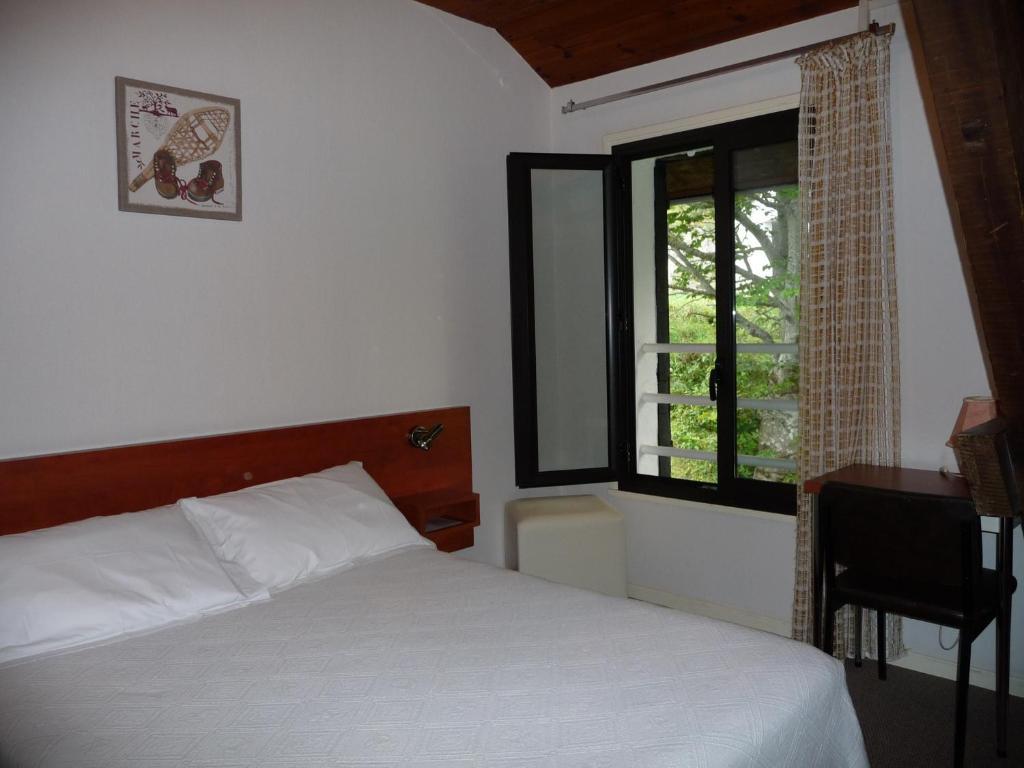 Hotel L'Amoulat Gourette Ruang foto